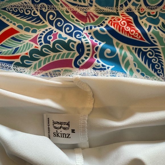 Floral Blue Skirt - Picture 3 of 3